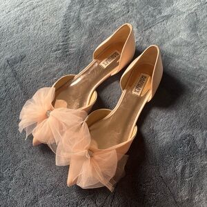 Badgley Mischka Pink Ruffled Flats